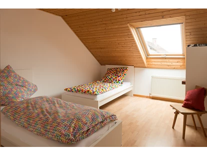 Monteurwohnung - Waschmaschine - Deutschland - Zwei Einzelbetten - Haus Feldblick Neubulach