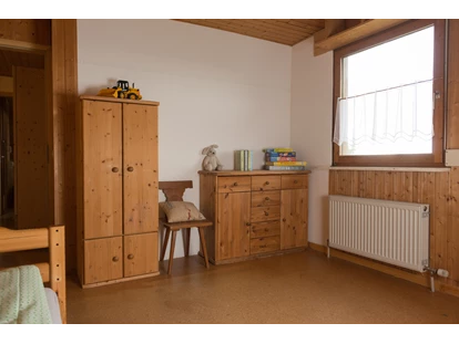 Monteurwohnung - Waschmaschine - Deutschland - Schränke - Haus Feldblick Neubulach