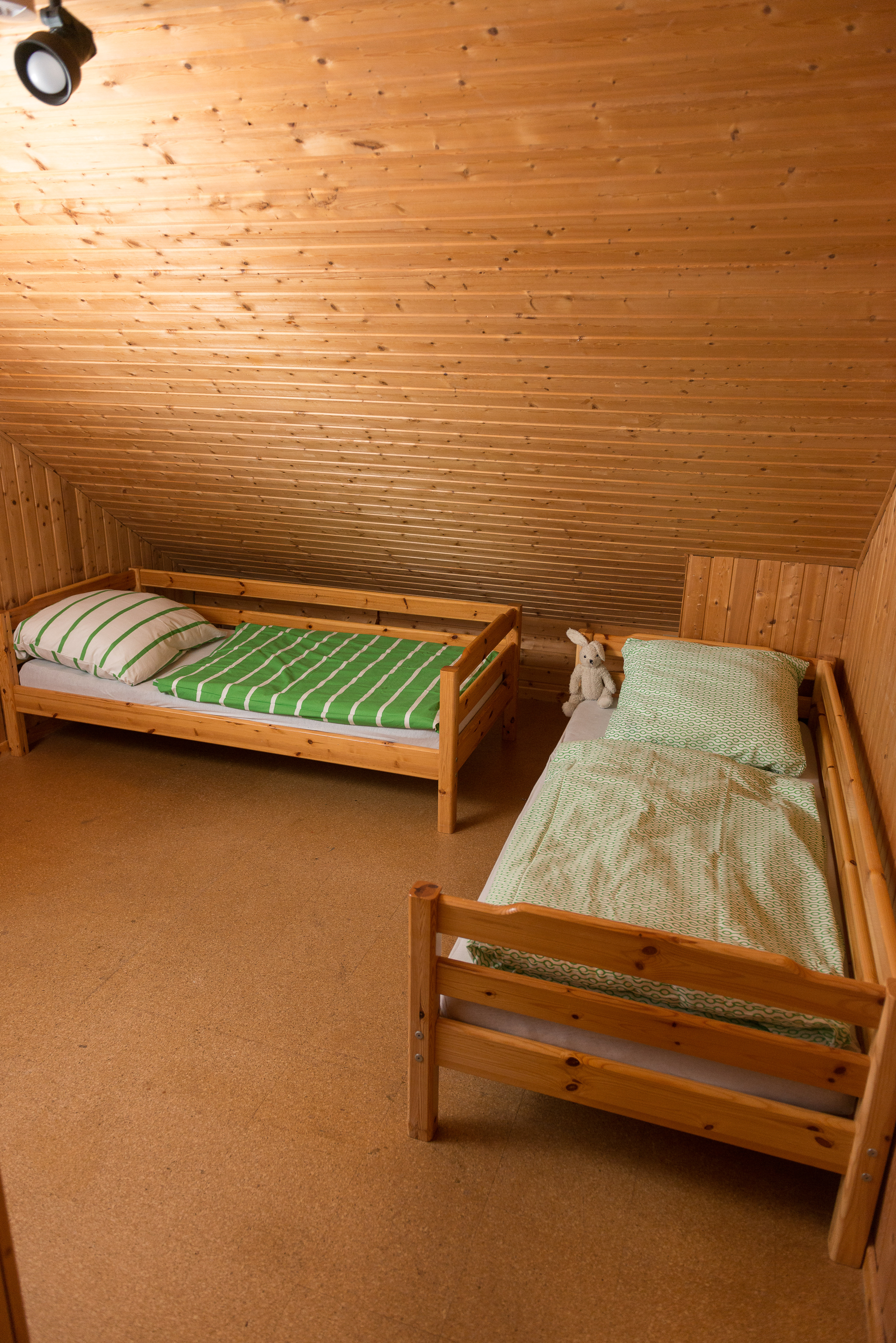 Monteurzimmer: Zwei Einzelbetten - Haus Feldblick Neubulach