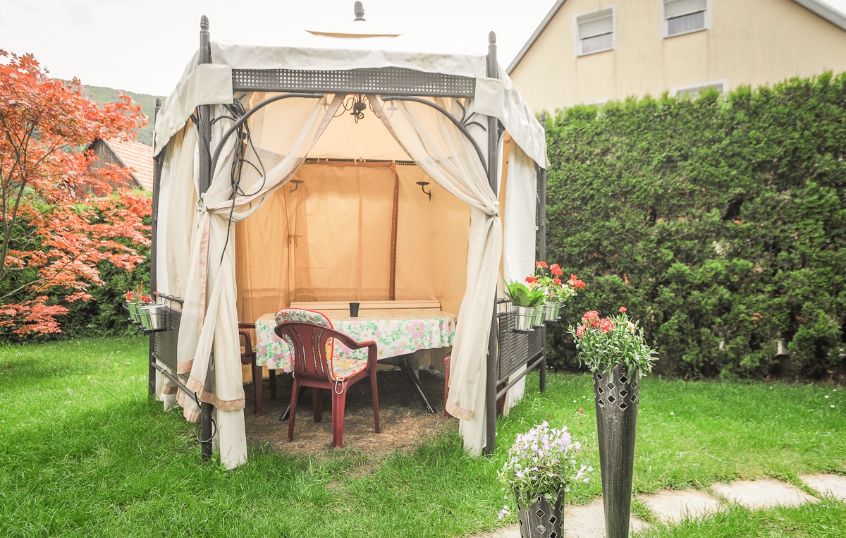 Monteurwohnung - PLZ 72535 (Deutschland) - Pavillon zum Rauchen - Ferienwohnung Klenk 1