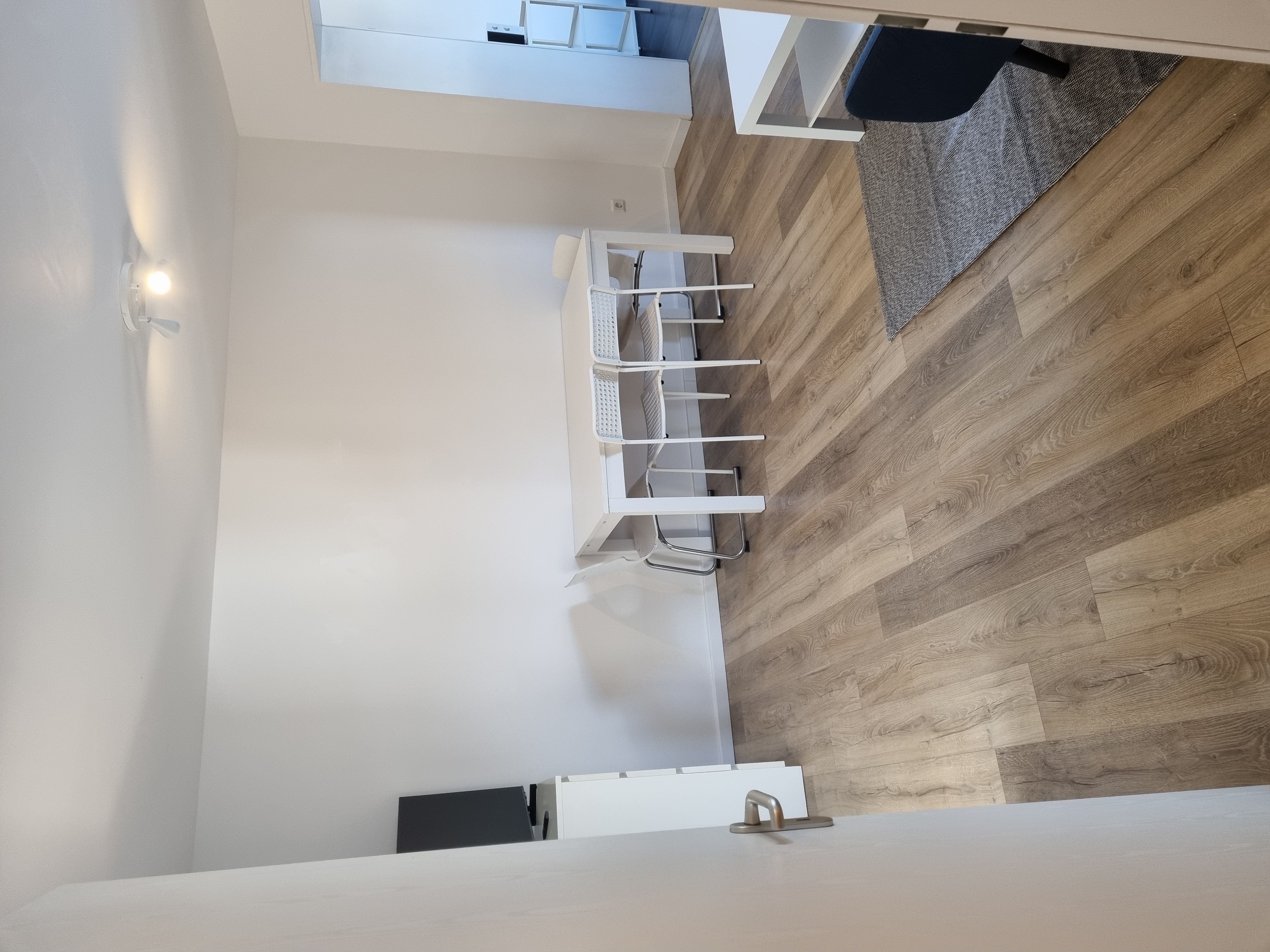 Monteurwohnung - Kaffeemaschine - Neuss - Wohn-/ Essbereich - Monteurswohnung TAKAppartement Dormagen OG