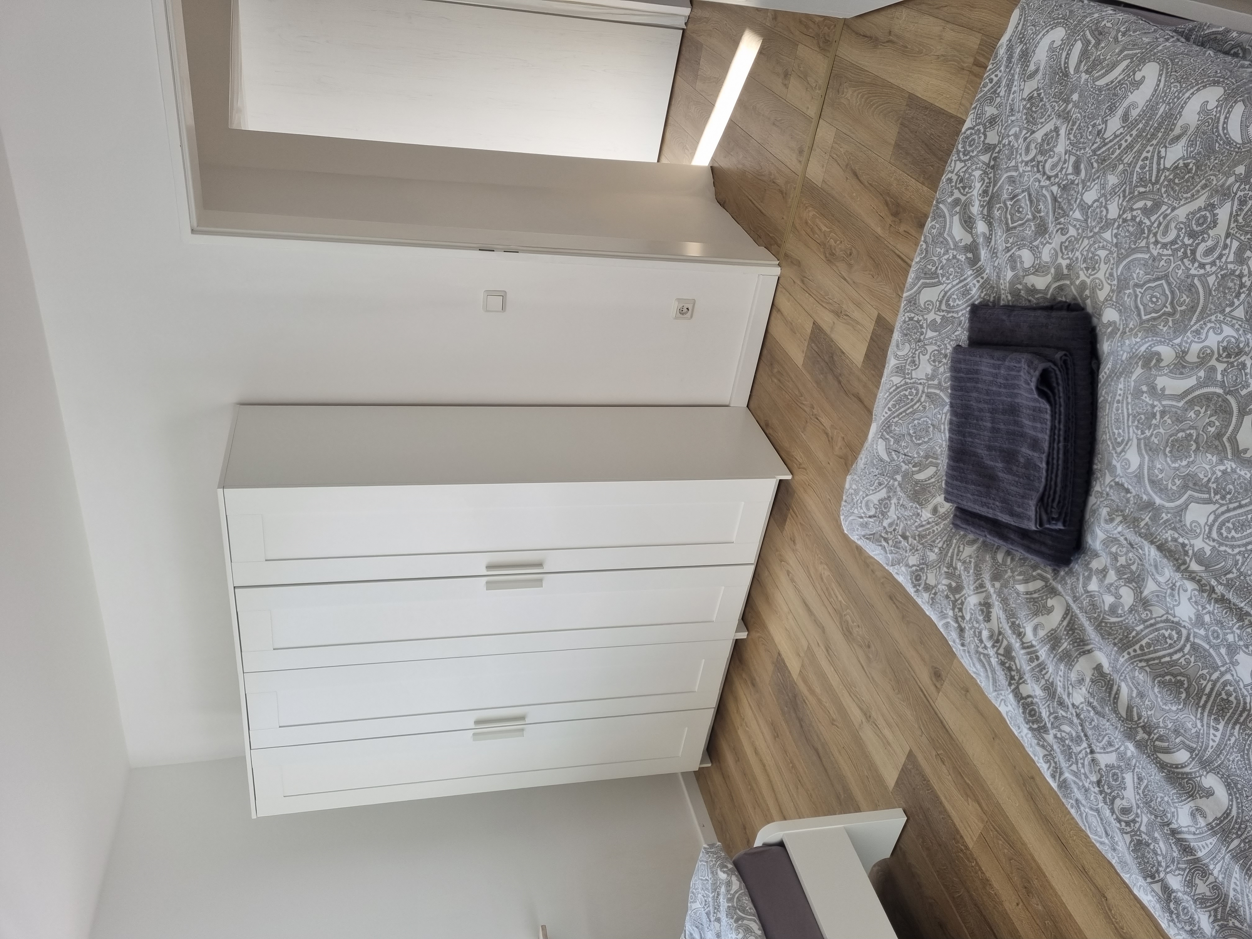 Monteurzimmer: Schlafzimmer - Monteurswohnung TAKAppartement Dormagen OG