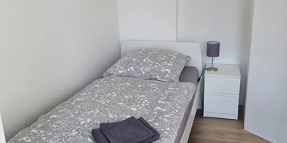 Monteurwohnung - PLZ 42697 (Deutschland) - Schlafzimmer - Monteurswohnung TAKAppartement Dormagen OG