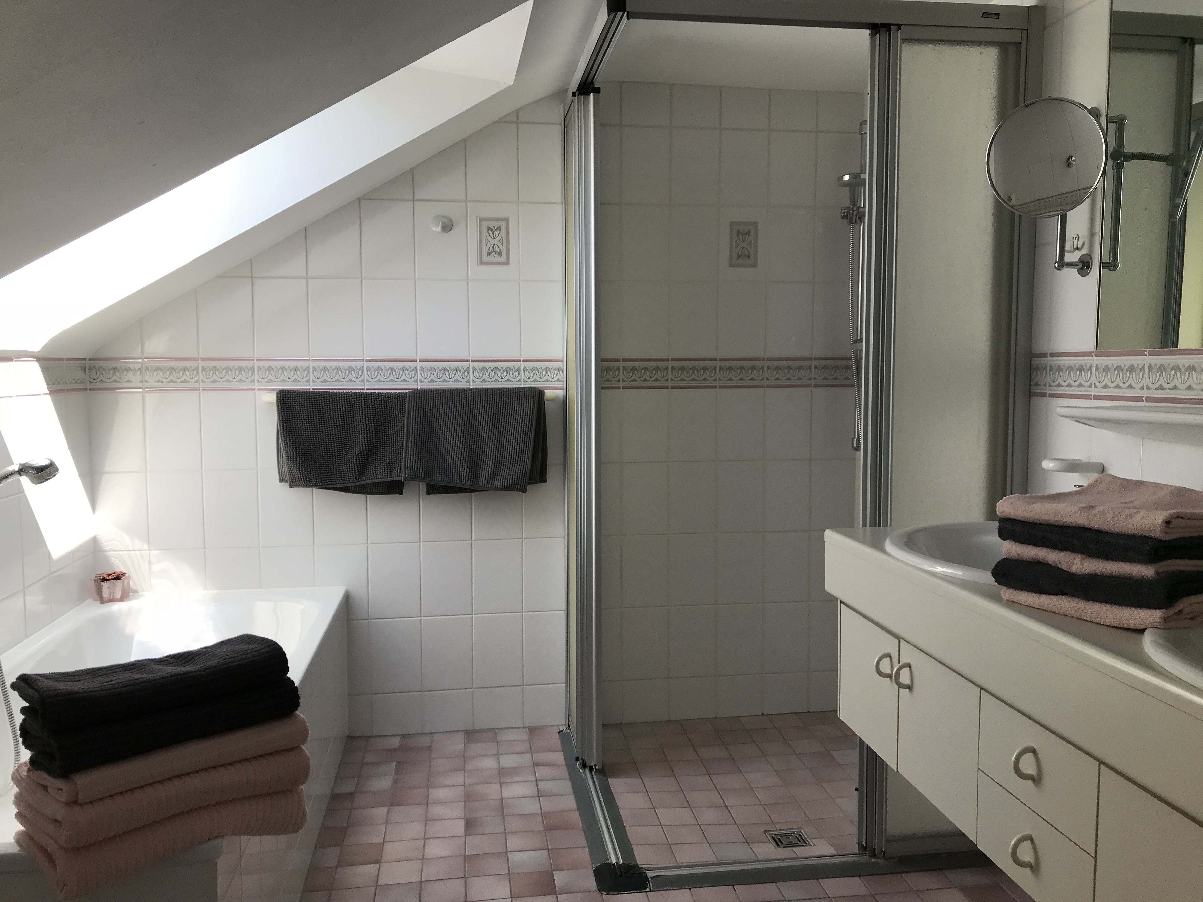 Monteurzimmer: Badezimmer  - Ferienwohnung Seerose Bad Wildbad i. Schwarzwald