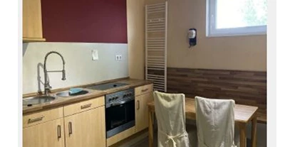 Monteurwohnung - Kaffeemaschine - Bielefeld - Küche EG - Monteurzimmer  *** Bahnhof Wallenbrück ***