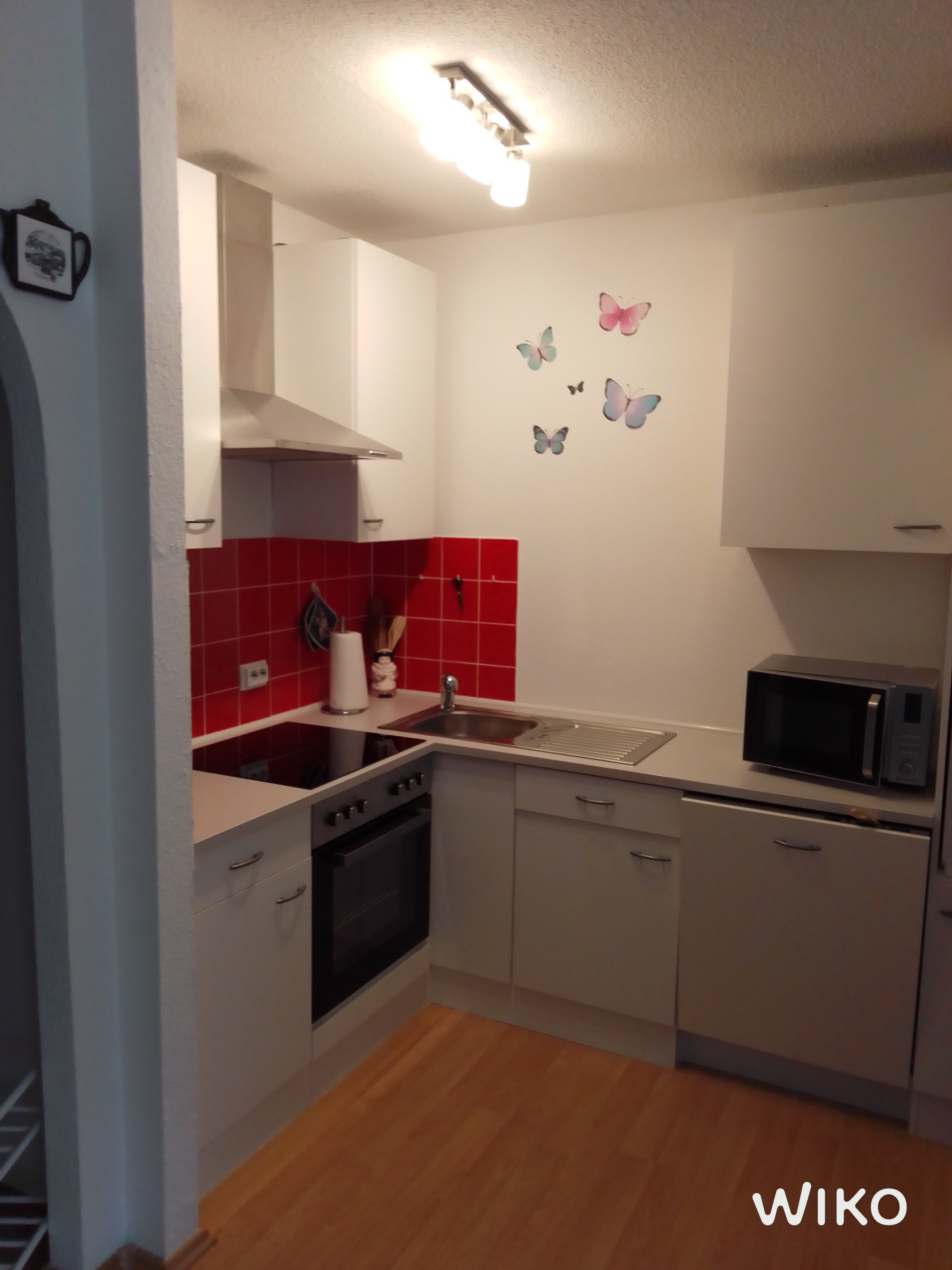 Monteurwohnung - PLZ 79733 (Deutschland) - Küche mit Elektroherd, Backofen, Wasserkocher, Kaffeemaschine ( Pads) - Schwarzwald Anna-Lena