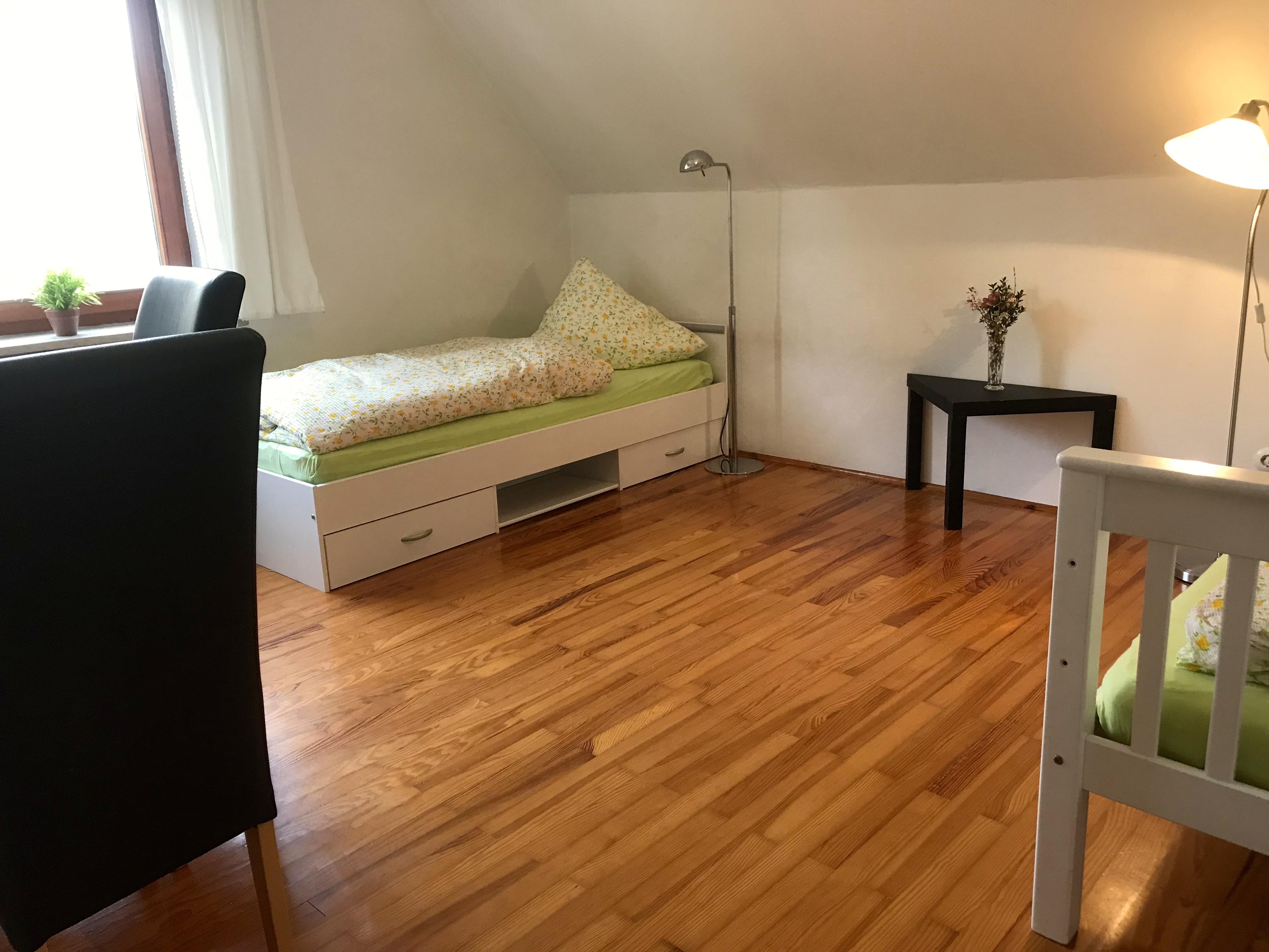 Monteurwohnung - Einzelbetten - Bayern - Ab 13,- Gästehaus Forellenweg im Stadtzentrum Landshut nahe Isar