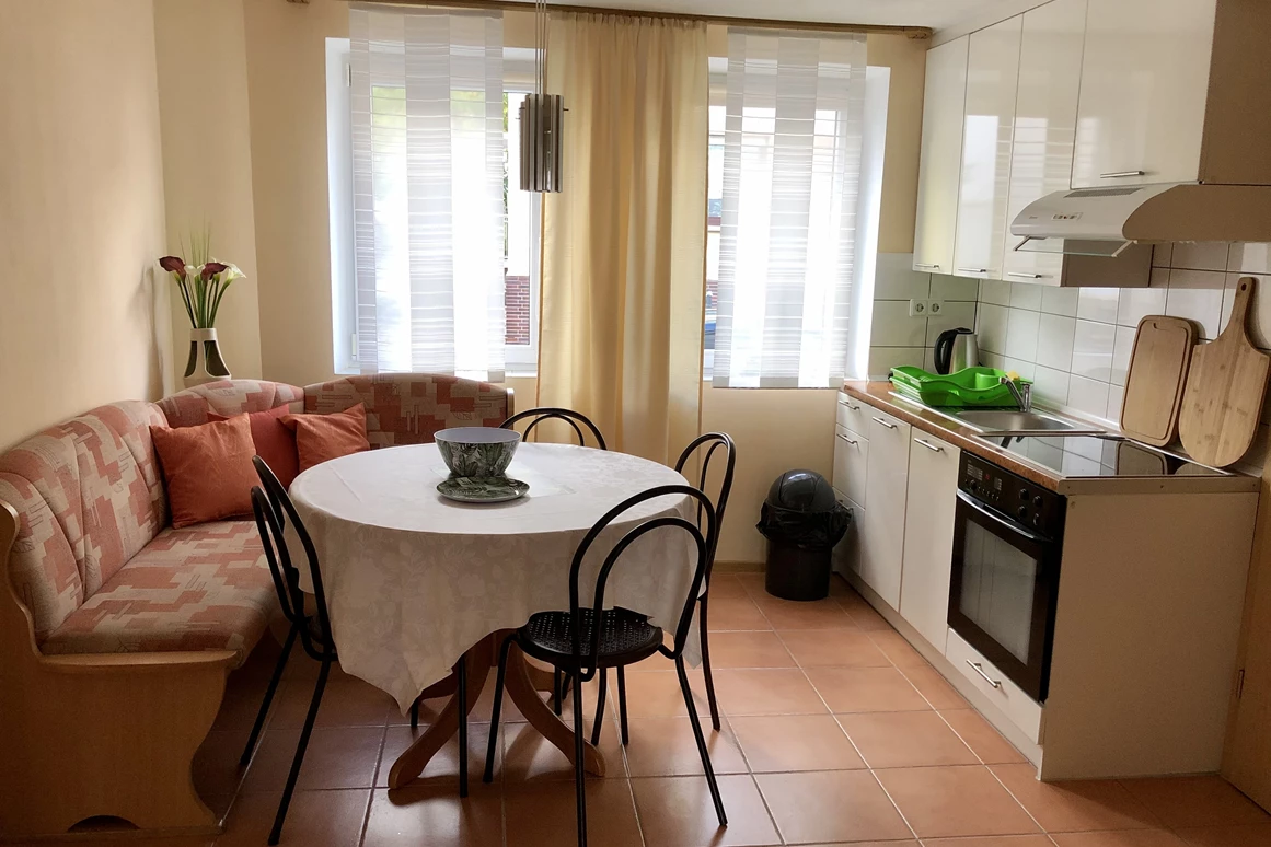 Monteurzimmer: Freie Zimmer - 32 Personen - all inclusive - Monteure