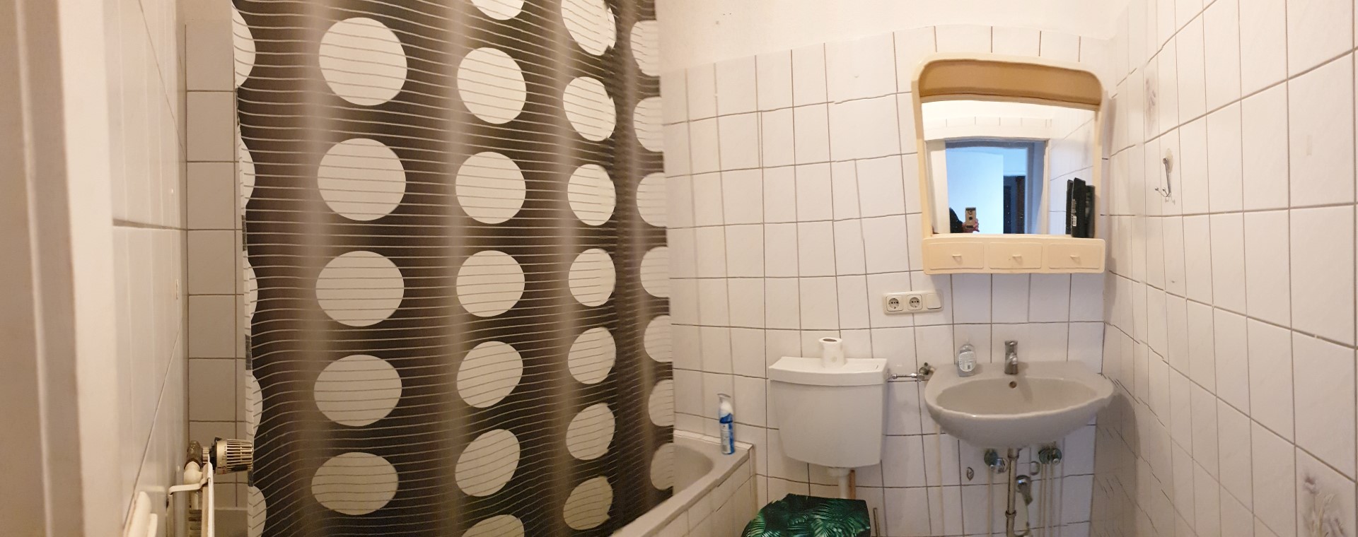 Monteurzimmer: Zimmer bis zu 26 Betten direkt neben RWE-Markt 