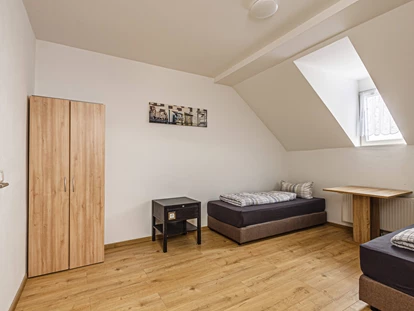 Monteurwohnung - Balkon - Deutschland - EINZELBETTEN KÜCHE WASCHMASCHINE BAD IN MÜNCHEN GÜNSTIG