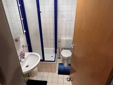 Monteurzimmer: Handwerkerwohnung Monteurwohnung Monteurzimmer Ferienwohnung TOP MODERN