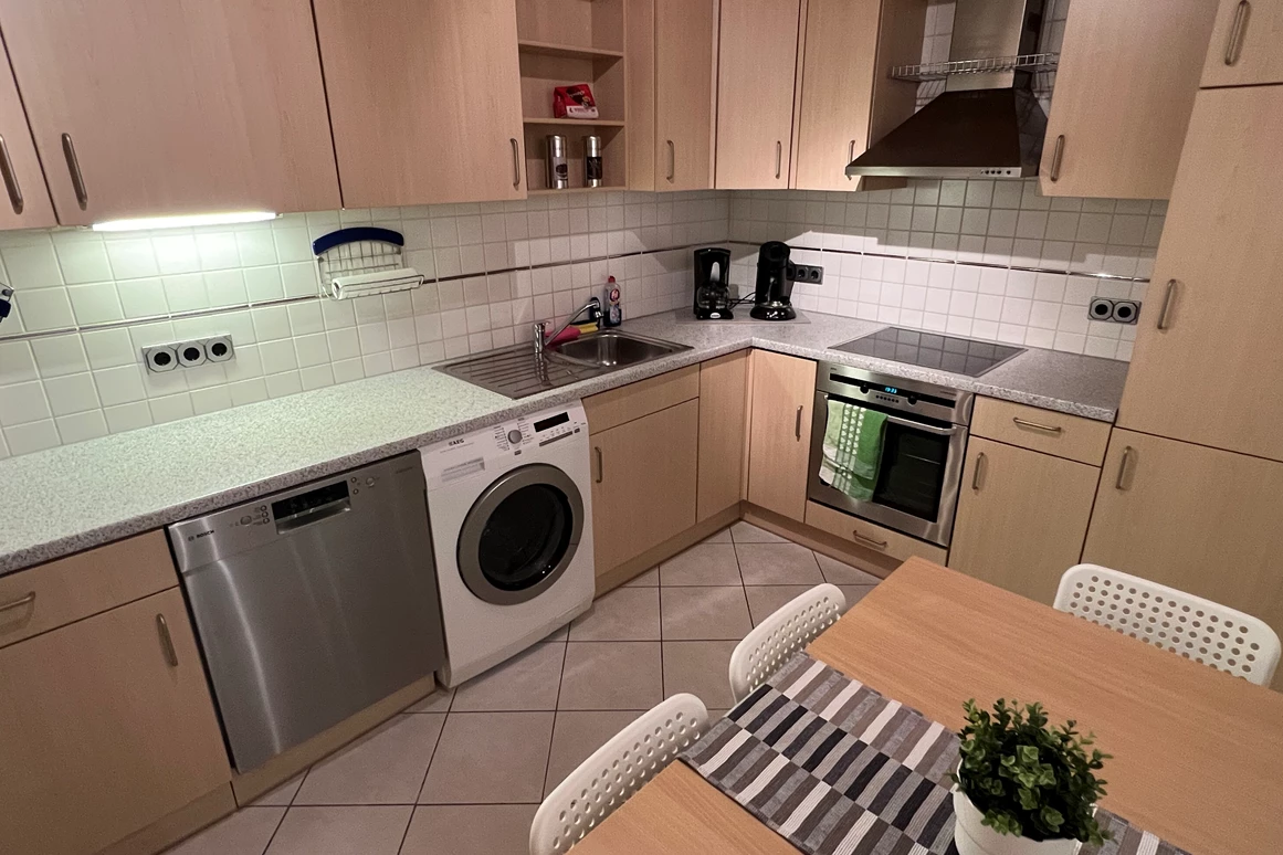Monteurzimmer: Handwerkerwohnung Monteurwohnung Monteurzimmer Ferienwohnung TOP MODERN