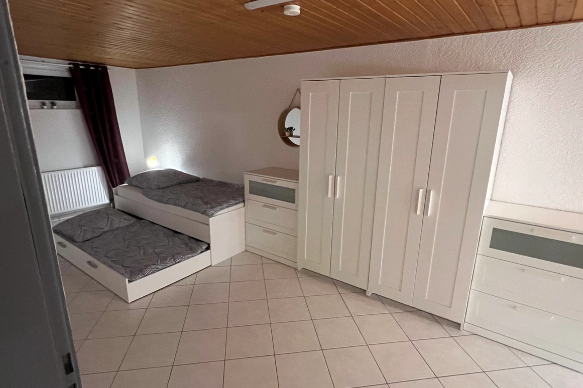 Monteurzimmer: Handwerkerwohnung Monteurwohnung Monteurzimmer Ferienwohnung TOP MODERN
