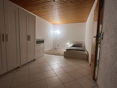 Monteurzimmer: Handwerkerwohnung Monteurwohnung Monteurzimmer Ferienwohnung TOP MODERN