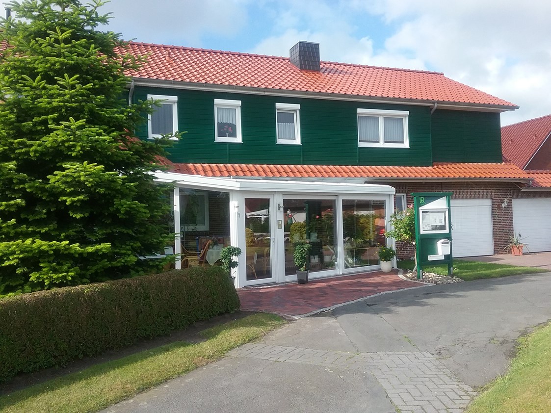 Monteurzimmer: Apartment Fröhling als Monteurwohnung f. 9 Personen in Ostfriesland