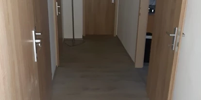Monteurwohnung - Parkplatz: eigener Parkplatz vorhanden - Österreich - Privat Zimmer in Eichgraben / Monteurzimmer
