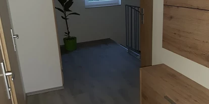 Monteurwohnung - Parkplatz: eigener Parkplatz vorhanden - Österreich - Privat Zimmer in Eichgraben / Monteurzimmer