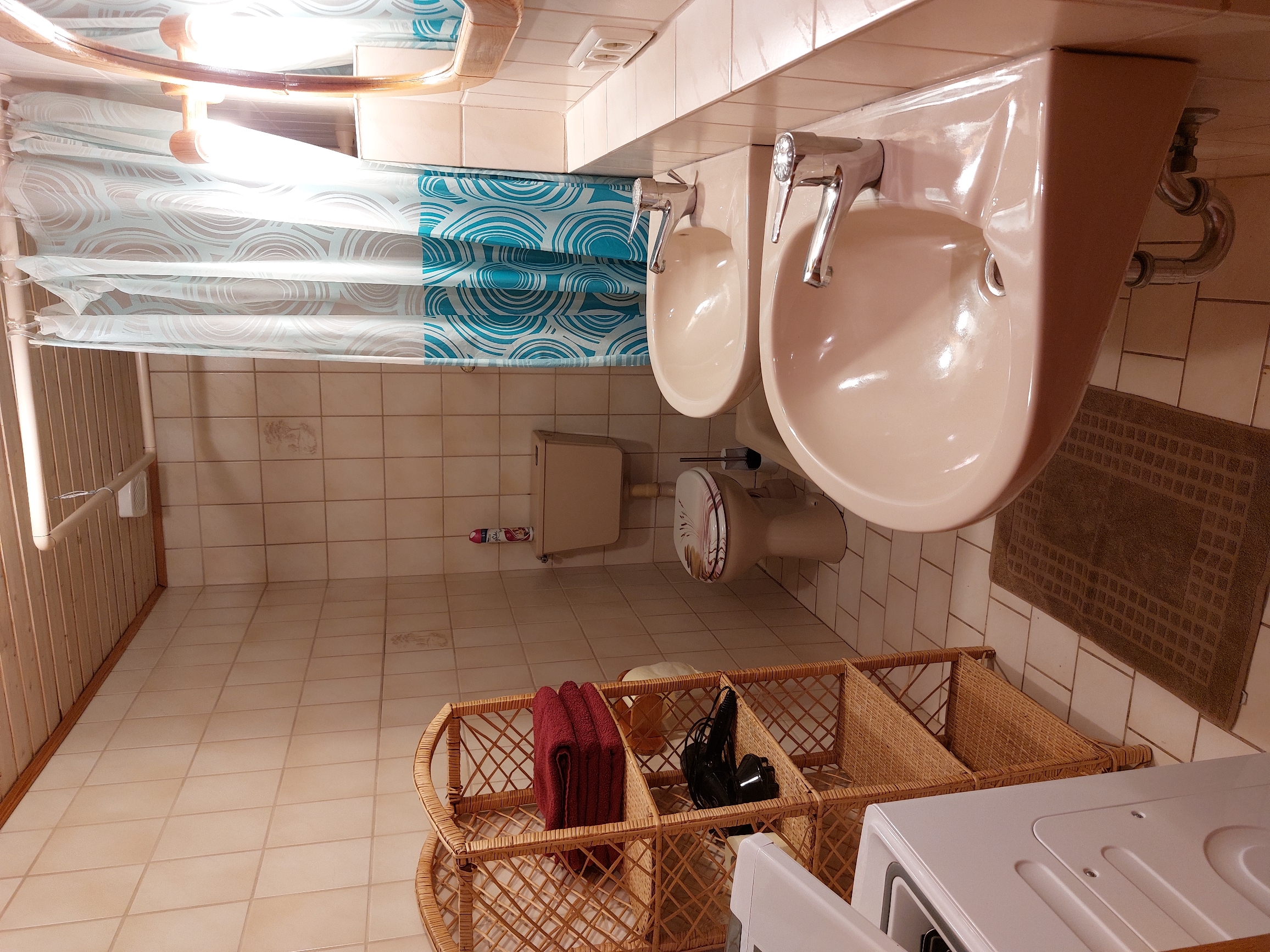 Monteurwohnung - Kulmbach - Bad mit Dusche und WC - Monteurwohnung Euben