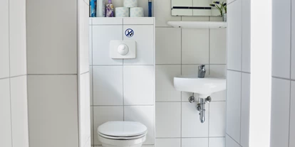 Monteurwohnung - PLZ 78315 (Deutschland) - Ferienwohnung am Schloss Weiterdingen 78224 Singen+49 7739926346 ferienwohnung@schloss-weiterdingen.de  - Monteurzimmer Monteurwohnung Casa am Schloss Weiterdingen  Singen Konstanz Radolfzell