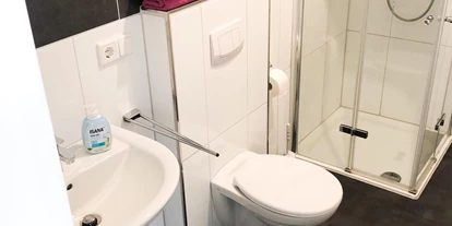 Monteurwohnung - Badezimmer: eigenes Bad - Münsterland - Ferienwohnungen Hof Feldmann