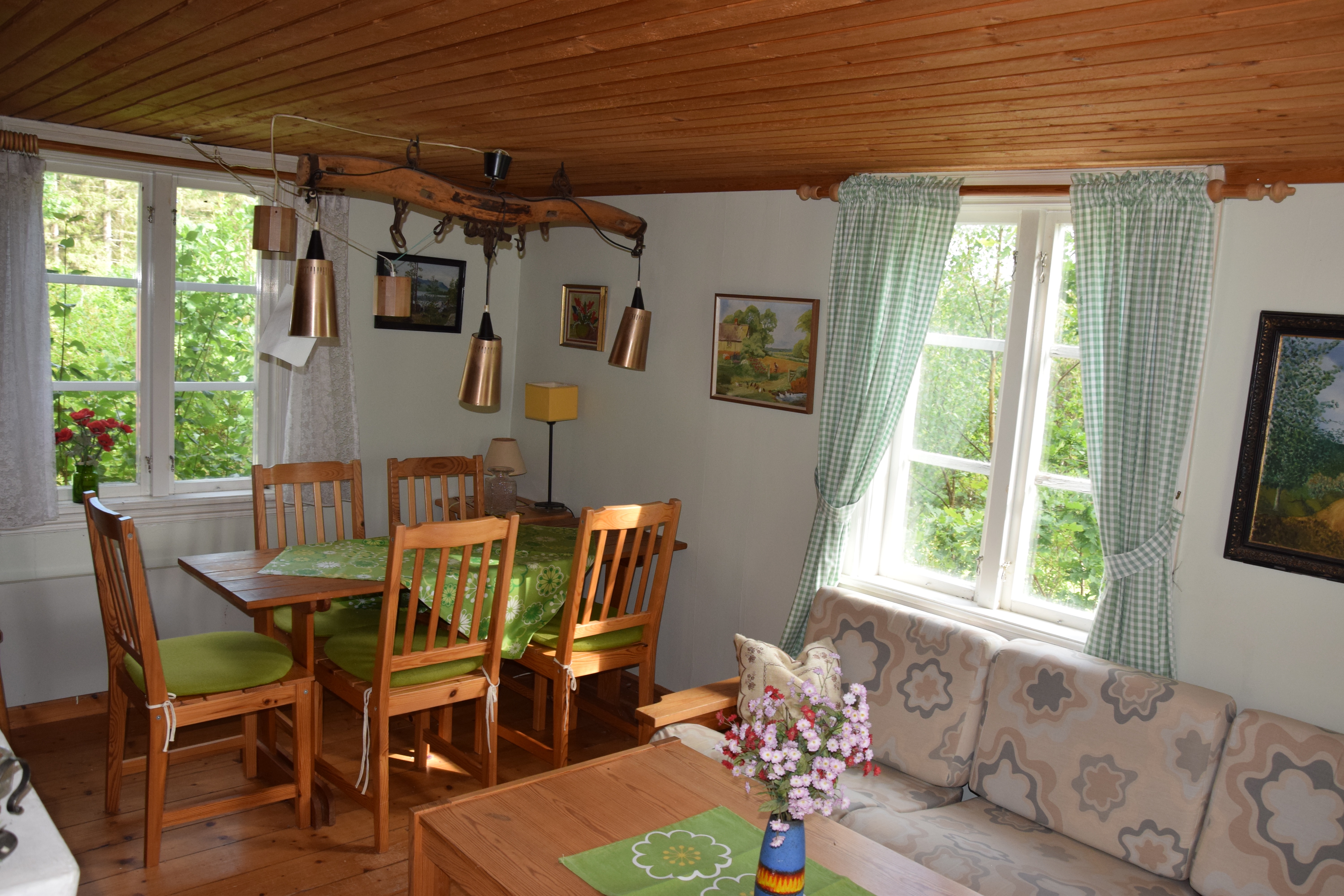 Monteurzimmer: Landhaus am See VIMMERBY - Vetlanda, Südschweden, Panoramablick, Alleinlage, Boot, Motor, Fahrräder, Top-Komfort