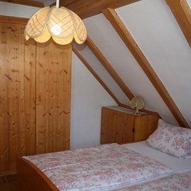 Monteurzimmer: Schlafzimmer mit Doppelbett - Storchennest in Listenberg