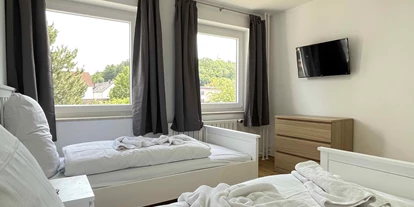 Monteurwohnung - Zimmertyp: Mehrbettzimmer - Rieden (Amberg-Sulzbach) - Schlafzimmer - Kleine Monteurwohnung mit Balkon (SAD153)