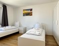 Monteurzimmer: Schlafzimmer - Moderne Monteurwohnung mit Balkon (SAD154)