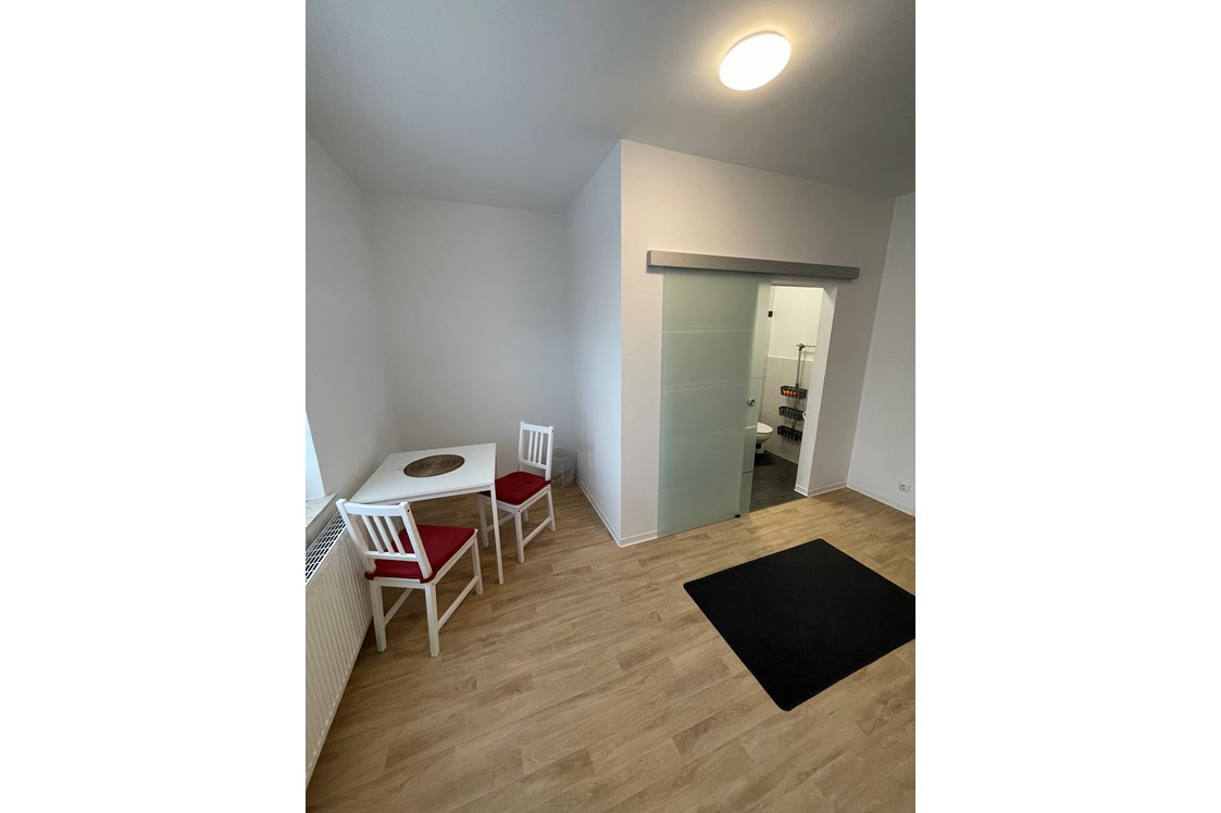 Monteurzimmer: Doppelzimmer Nebenraum + Bad - Unterkunft Kalkwitz