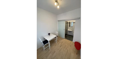 Monteurwohnung - TV - Brandenburg - Doppelzimmer Nebenraum + Bad - Unterkunft Kalkwitz
