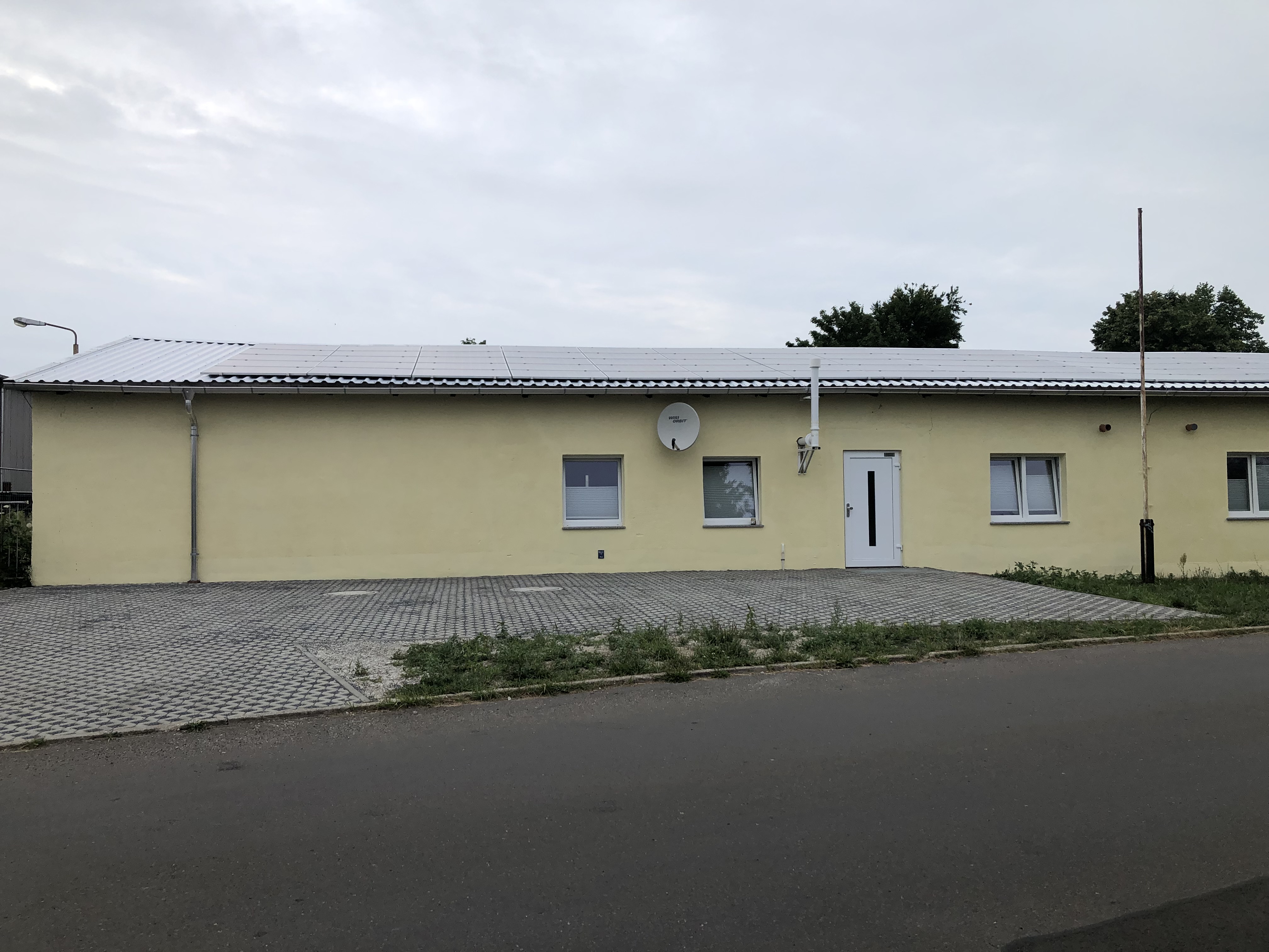 Monteurzimmer: Parkplatz - Unterkunft Kalkwitz