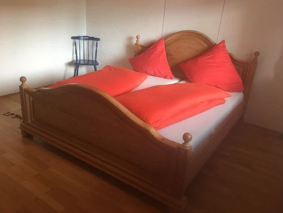 Monteurzimmer: Blaues Haus