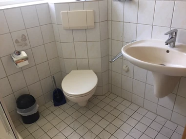 Monteurzimmer: Blaues Haus