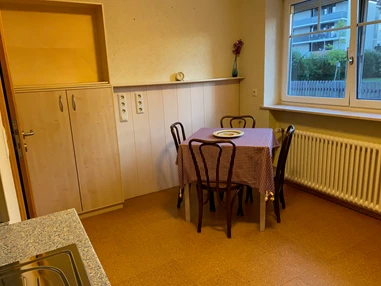 Monteurzimmer: Blaues Haus