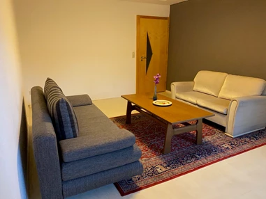 Monteurzimmer: Blaues Haus