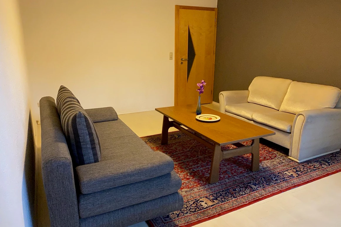 Monteurzimmer: Blaues Haus