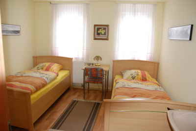 Monteurwohnung - Winnenden - Doppelzimmer - Pension Fakos in Stuttgart