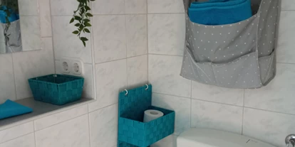 Monteurwohnung - Badezimmer: eigenes Bad - Kleinrinderfeld - App.am Weinberg