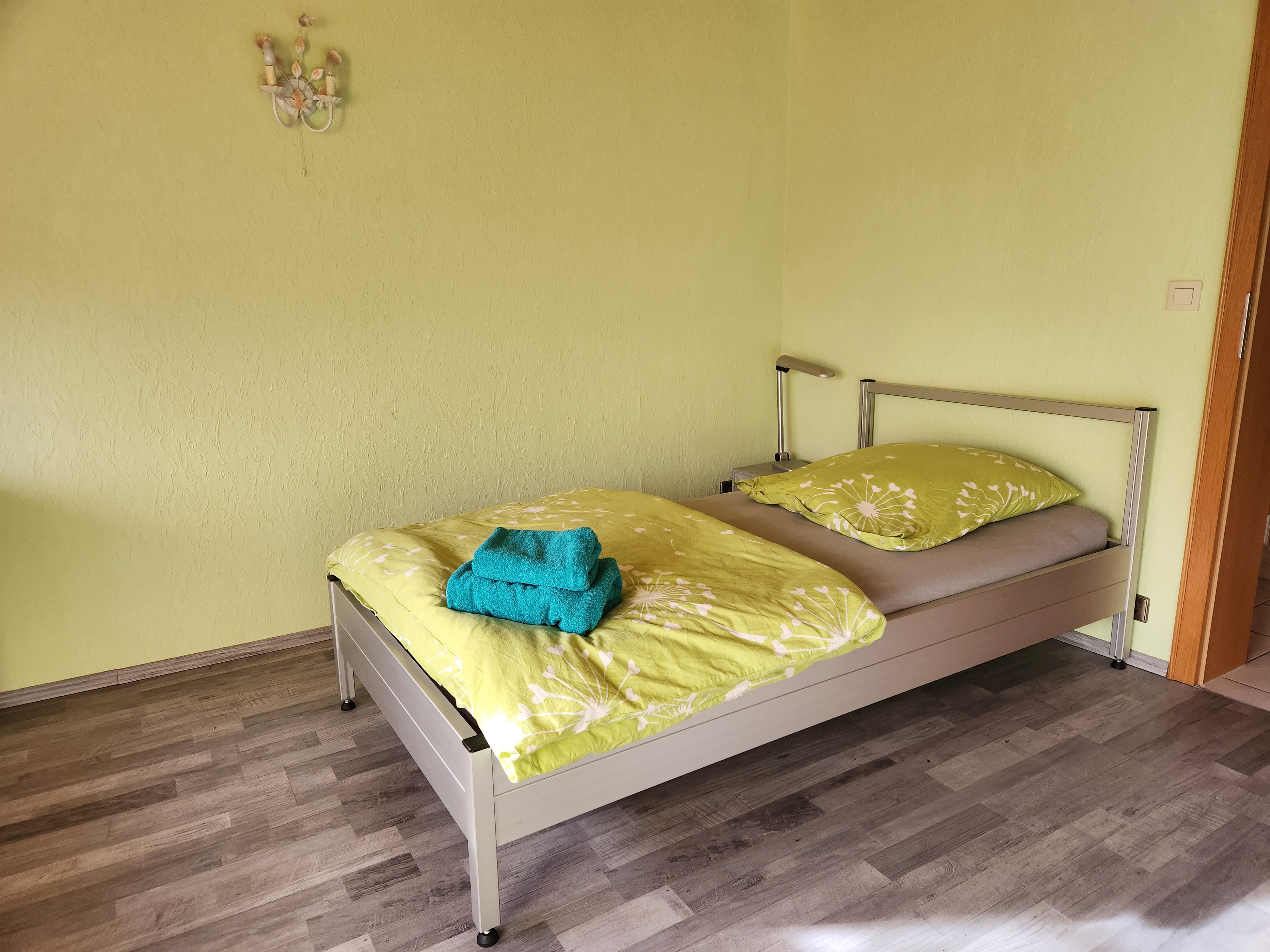 Monteurzimmer: Peter Heiss