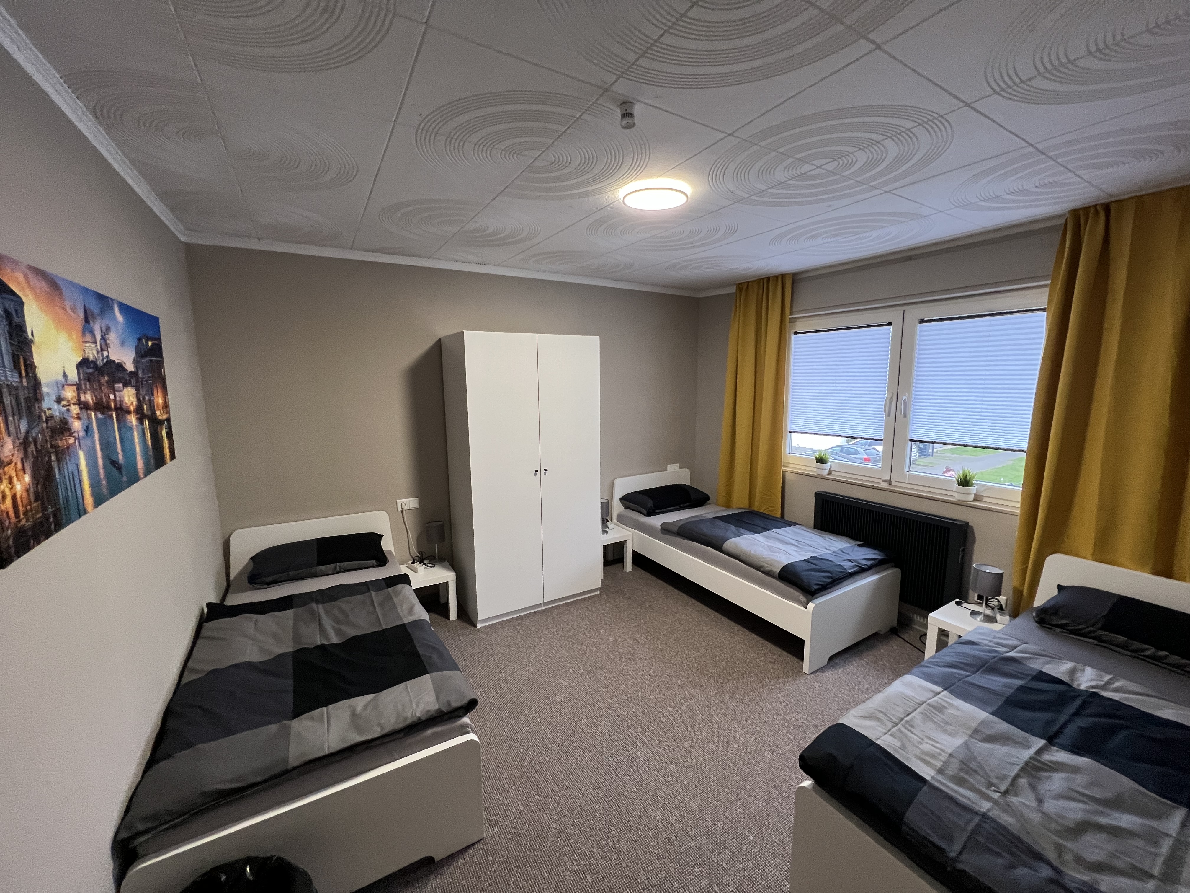 Monteurzimmer: 15 Monteur-Wohnungen, Paderborn