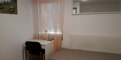 Monteurwohnung - Kronau Walldorf Bretten Kraichtal - Schlafzimmer Nr 2 - gemütliche moderne Wohnung / Monteurzimmer Nähe Heidelberg