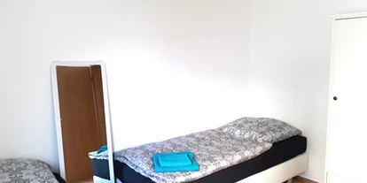 Monteurwohnung - Kronau Walldorf Bretten Kraichtal - Schlafzimmer Nr 2 - gemütliche moderne Wohnung / Monteurzimmer Nähe Heidelberg