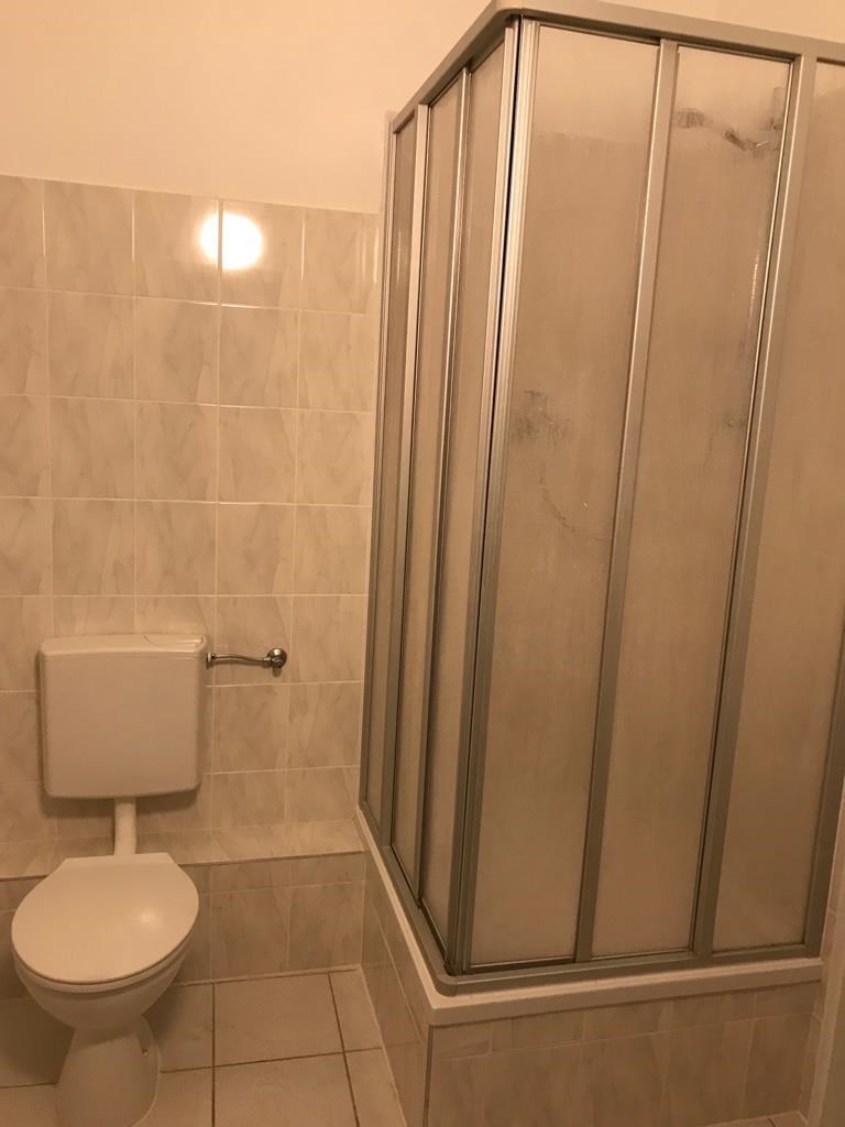Monteurzimmer: Bad mit Dusche und WC - Pension Dreilinden