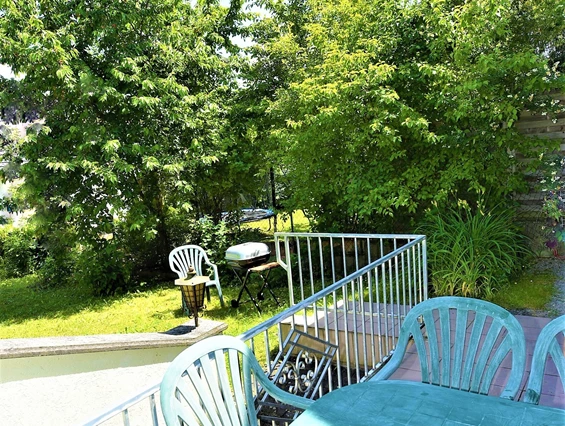 Monteurzimmer: Terrasse v. Sut-APP-Wohnobj - 5-6 + 7-8 Bett-Monteur-Wohnungen, Mehrbettzimmer