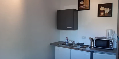 Monteurwohnung - Bettwäsche: Bettwäsche gegen Gebühr - Deutschland - Küchenzeile - Monteurzimmer Greifswald