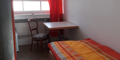 Monteurwohnung - Küche: Küchenmitbenutzung - Schweiz - bernhard's B&B, 2543 Lengnau