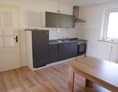 Monteurzimmer: Voll ausgestattete Küche - HoSl Gemütliches Monteurzimmer in Hof – Ideal für Ihren Arbeitsaufenthalt!