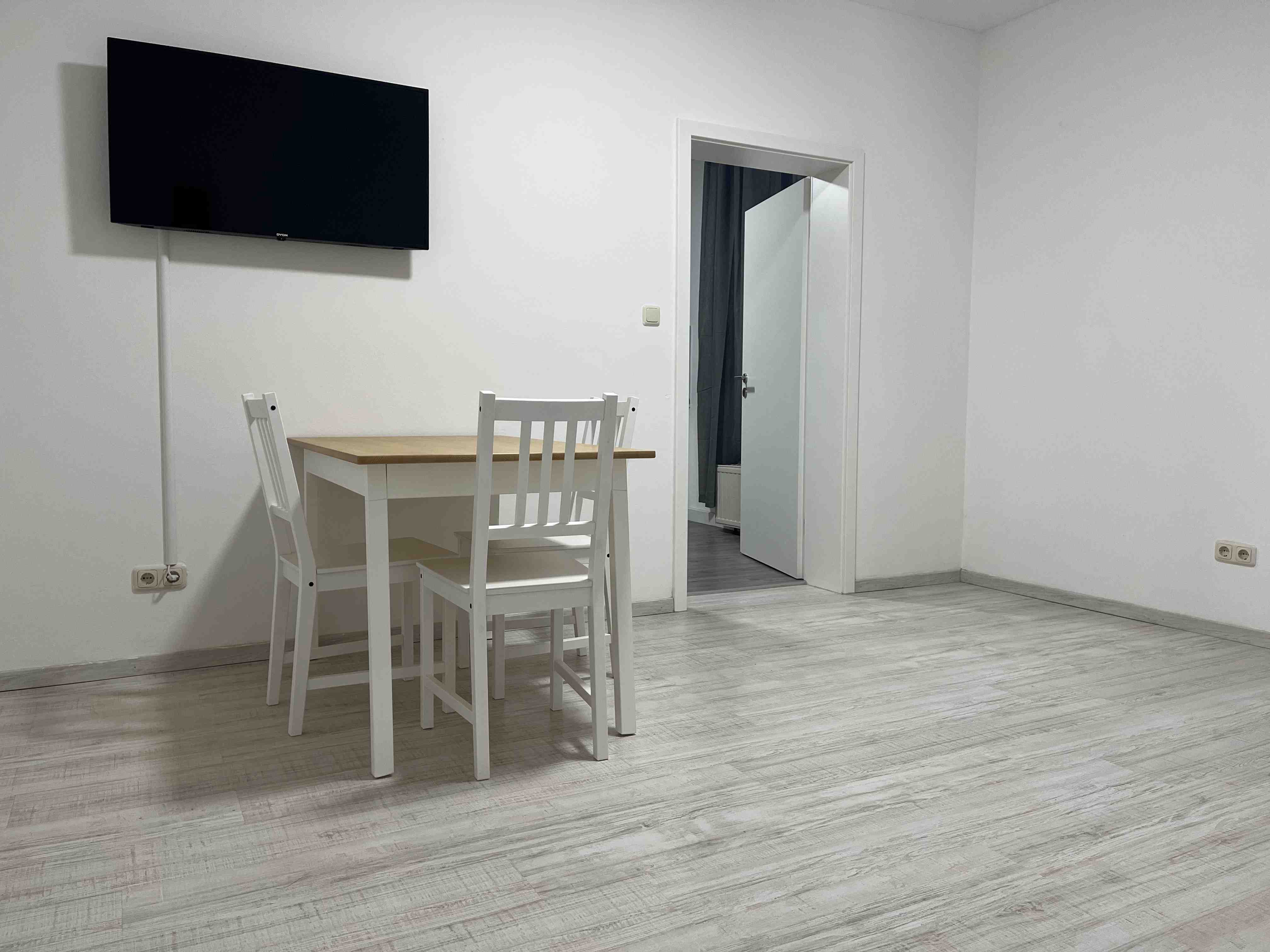 Monteurwohnung - Schwandorf - Ausstattung - (SWF111) Komfortable Monteurwohnung / Übergangswohnung 