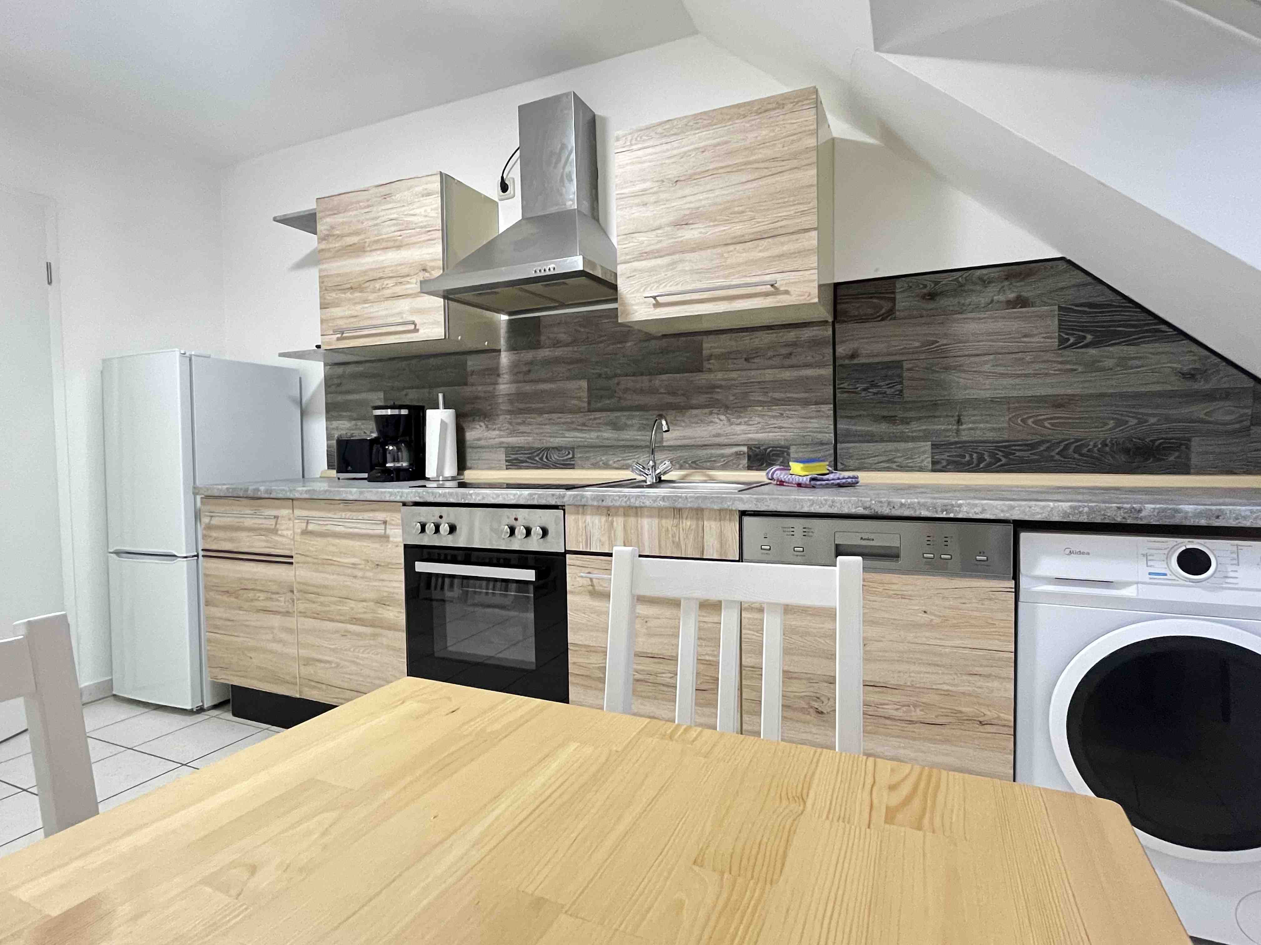 Monteurwohnung - Schwandorf - Küche - (SWF112) Gemütliche Monteurwohnung / Übergangswohnung 