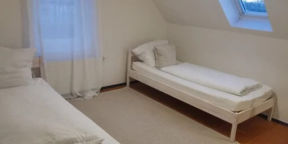 Monteurwohnung - Parkplatz: kostenlose Parkplätze in der Straße - Bremen-Umland - Wohnungen, moderne Zimmer, WiFi, Grillplatz, Stedinger Landhotel